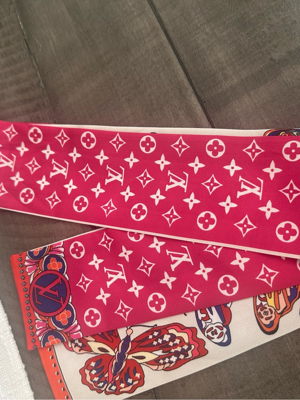 Bag handbag purse or hair tie twilly! NEW! Source unknown !